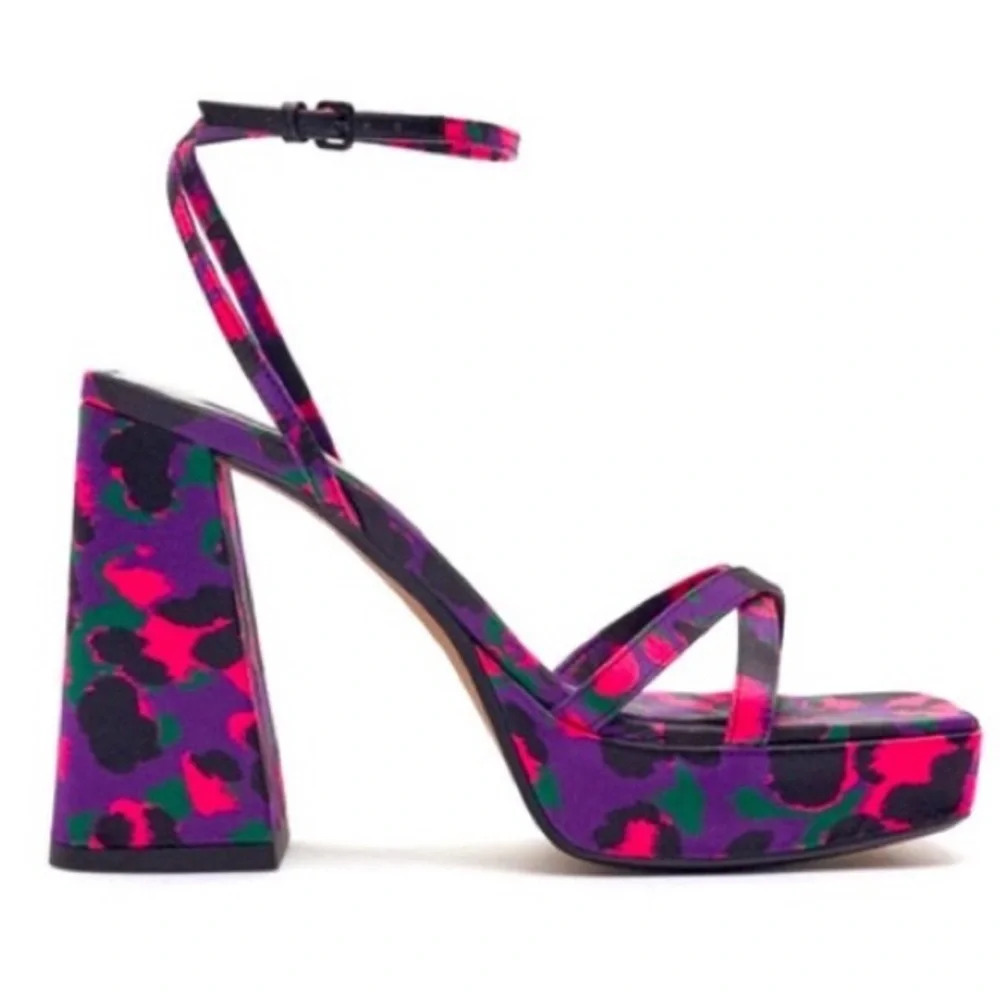 NWT ZARA ANIMAL PRINTED PLATFORM SANDALS